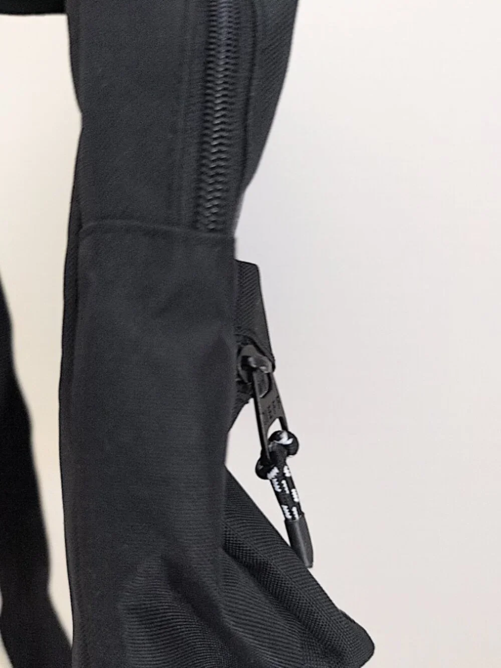 Neff Crossbody Bag Black Hotsling Gray Backpack 12 Inches Skater Aesthetic